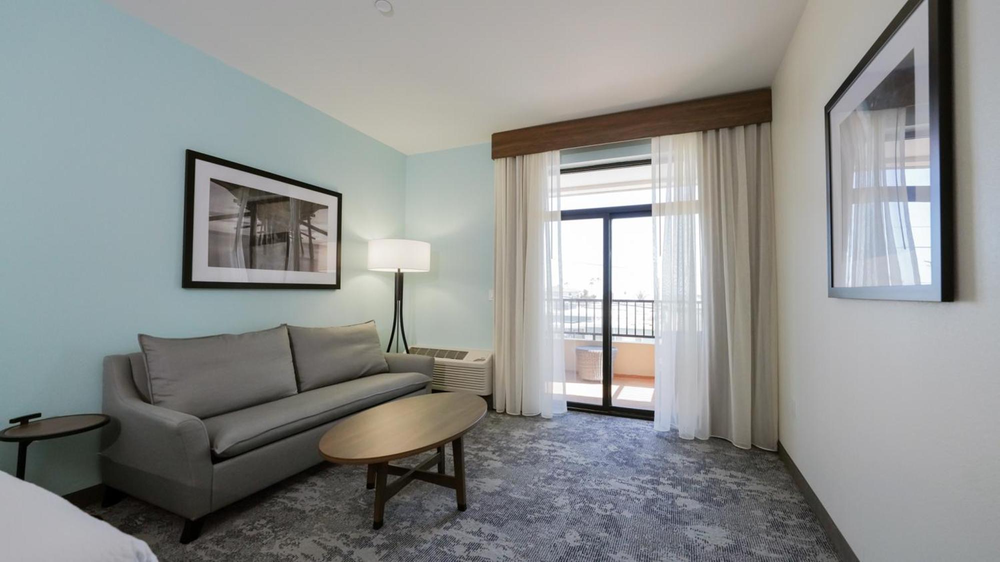 La Quinta Inn & Suites By Wyndham Santa Cruz Ngoại thất bức ảnh