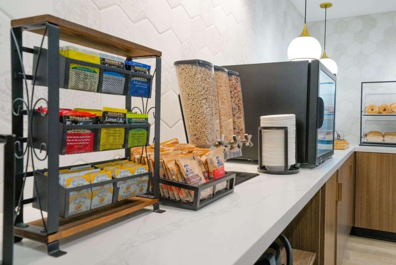 La Quinta Inn & Suites By Wyndham Santa Cruz Ngoại thất bức ảnh