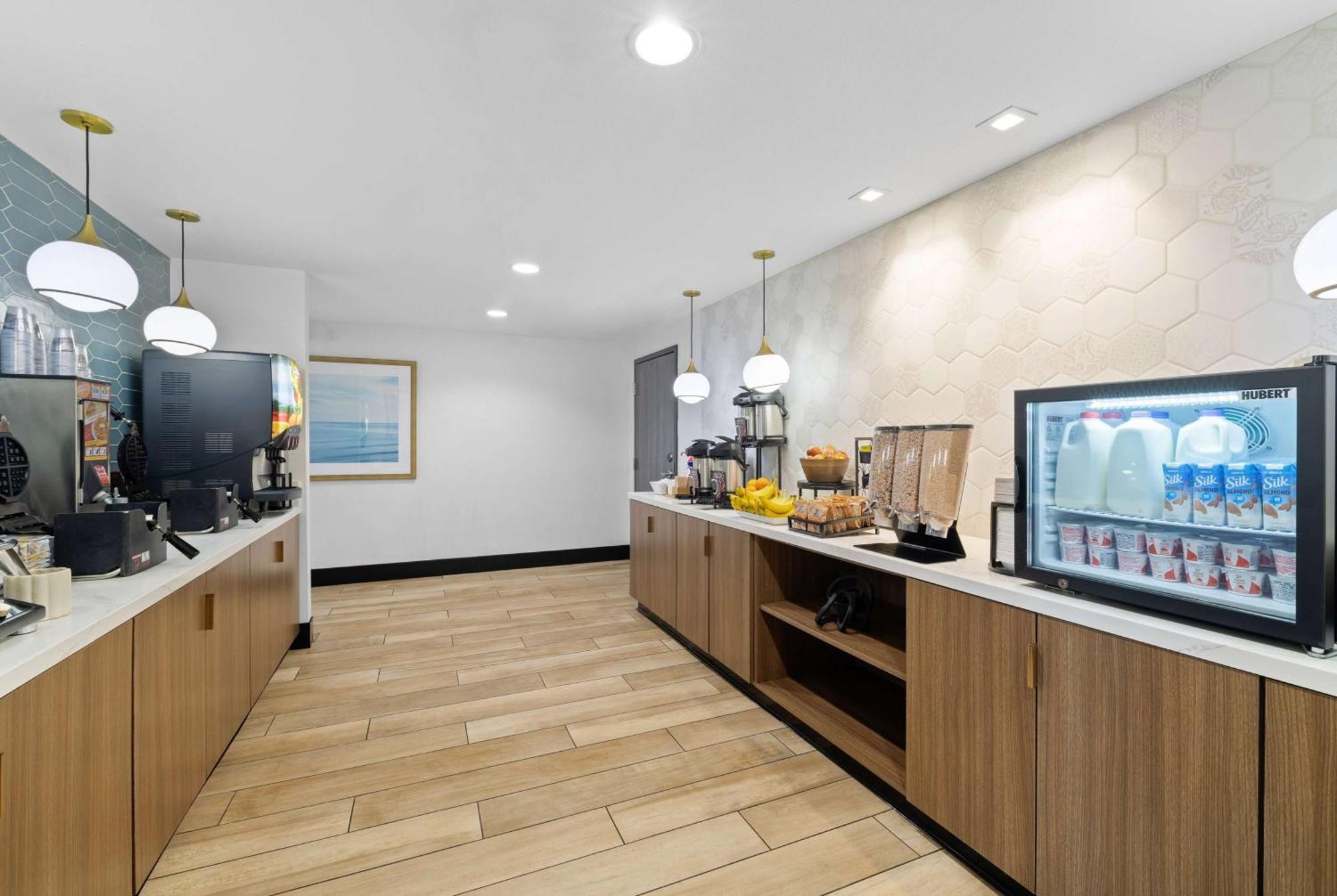 La Quinta Inn & Suites By Wyndham Santa Cruz Ngoại thất bức ảnh