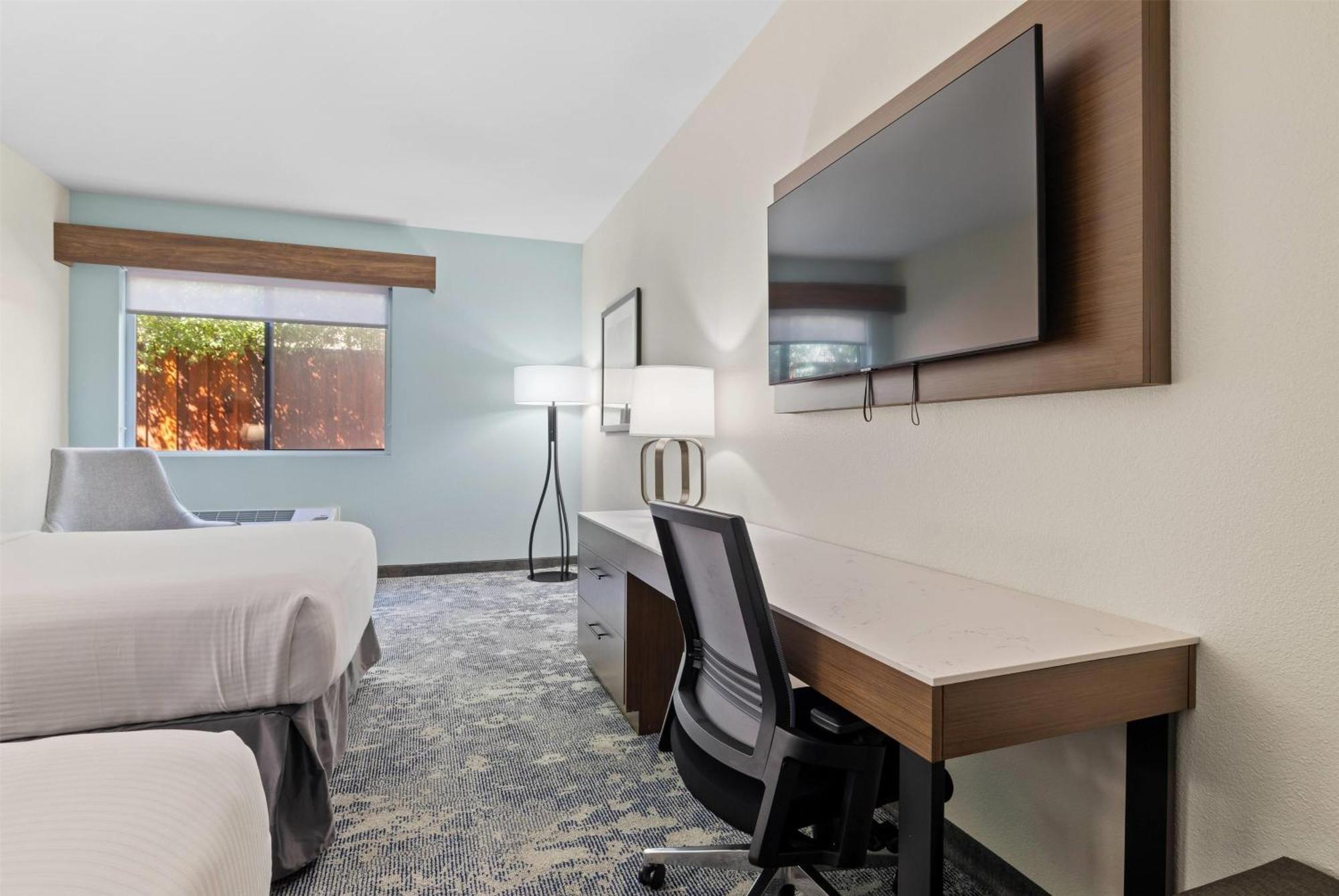 La Quinta Inn & Suites By Wyndham Santa Cruz Ngoại thất bức ảnh