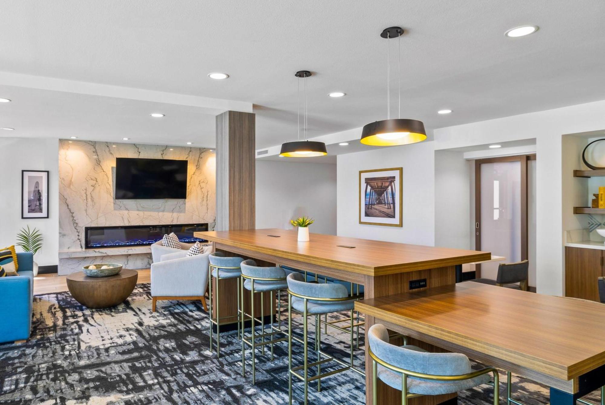 La Quinta Inn & Suites By Wyndham Santa Cruz Ngoại thất bức ảnh
